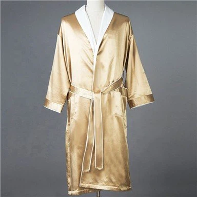 Peignoir en soie d'imitation d'hôtel